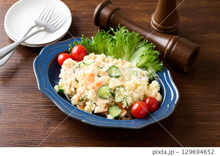 ポテトサラダ 129694652