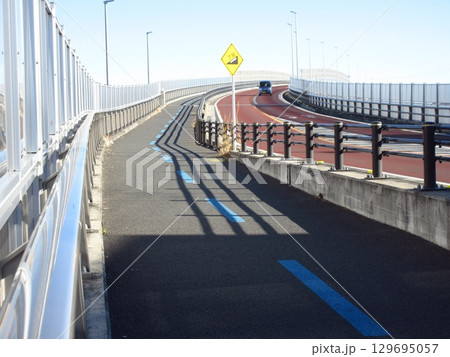 千葉県市川市にある「妙典橋」 129695057