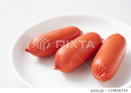 赤ウインナー 129696744