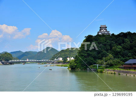 《愛知県》犬山城と木曽川 129699195