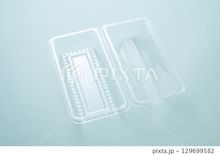 プラスチック容器 129699582