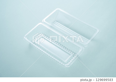 プラスチック容器 129699583