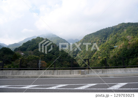 三重県三重郡菰野町_かもしか大橋8_2024年10月 三重県三重郡菰野町_かもしか大橋8_2024年10月 129703025