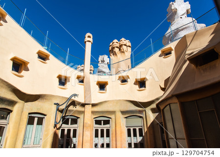 カサ・ミラ 129704754