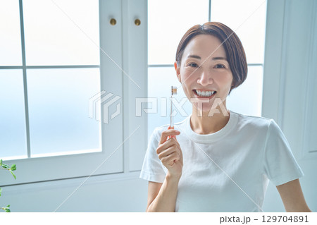 モーニングルーティーン モーニングルーティーン 129704891