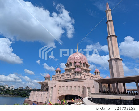 マレーシア　ピンクモスク　プトラジャヤ 129705155