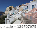 ギリシャ サントリーニ島イアの風景 129707075