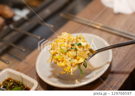 Chinese food. Egg fried rice 129708597