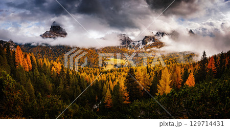 Stunning image of the alpine valley. Location place National Park Tre Cime di Lavaredo, South Tyrol. 129714431