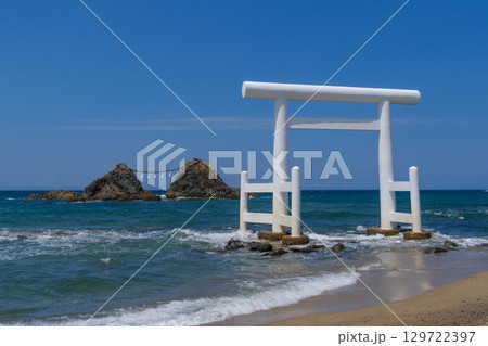 【福岡】糸島　二見ヶ浦の夫婦岩_10 129722397