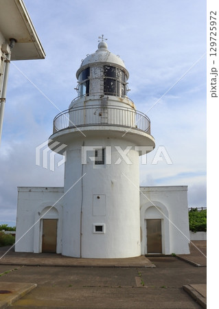津軽半島の龍飛埼灯台(青森県外ヶ浜町) 津軽半島の龍飛埼灯台(青森県外ヶ浜町) 129725972