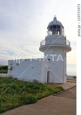 津軽半島の龍飛埼灯台（青森県外ヶ浜町） 129725973