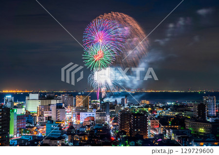 《千葉県》木更津港まつり花火大会 129729600