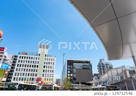 京王線調布駅　西側から駅前の風景　東京都調布市小島町 129732546