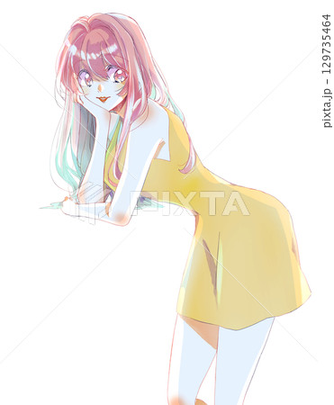 頬杖をつくセクシーな女性　笑顔　逆光 129735464