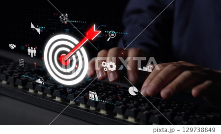 Identifying Target Customers for Effective Marketing Muxer 129738849