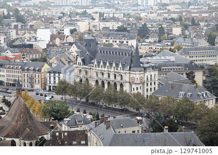 Views from above Chartres, revealing the bustling streets surrounding the cathedral 129741005