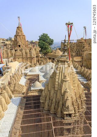 ジャイサルメール城内のジャイナ教寺院群 129745603