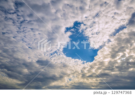 日本の横浜都市景観 終戦記念日の空…80回目…戦争の惨禍、繰り返さない…コロナ“戦争”…=8月15日 日本の横浜都市景観 終戦記念日の空…80回目…戦争の惨禍、繰り返さない…コロナ“戦争”…=8月15日 129747368