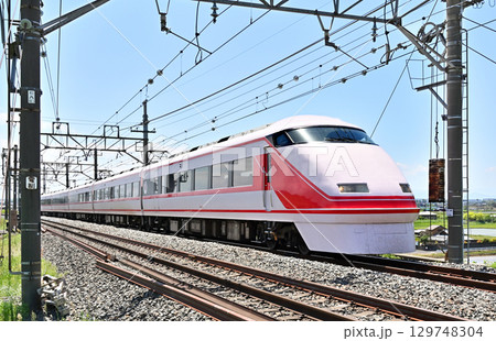 鉄道　私鉄：東武日光線　特急けごん21号　100系 129748304
