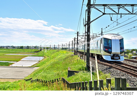 鉄道 私鉄:東武日光線 特急リバティきぬ124号 500系 鉄道 私鉄:東武日光線 特急リバティきぬ124号 500系 129748307