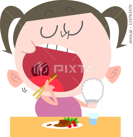 大きく口を開けて食べる太めの女の子主線なし 129761470