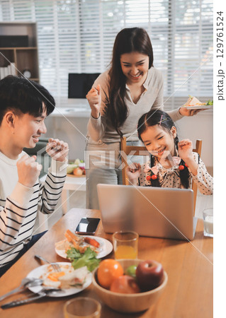 Family spends their free time together 129761524