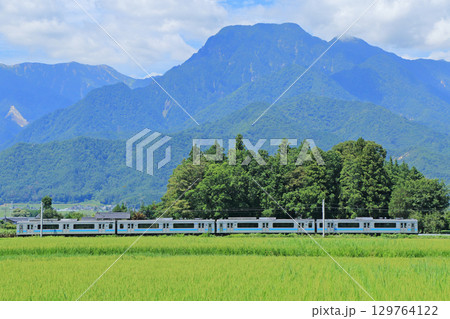 大糸線 夏の安曇野 大糸線 夏の安曇野 129764122