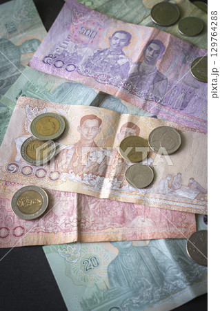 タイの通貨 バーツ 129764288