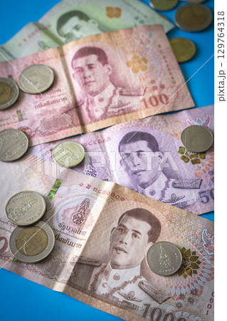 タイの通貨 バーツ 129764318