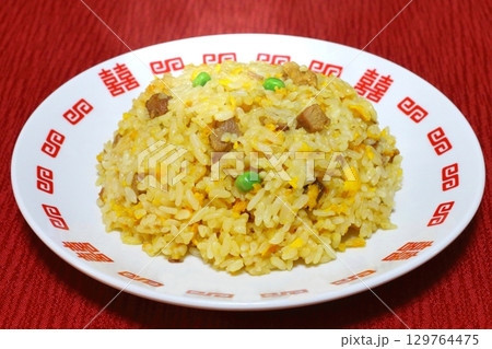 チャーハン 129764475