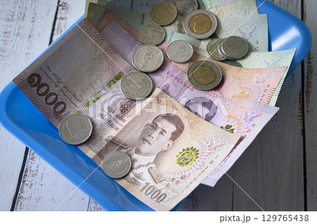 タイの通貨 バーツ 129765438