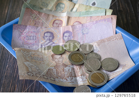 タイの通貨 バーツ タイの通貨 バーツ 129765518