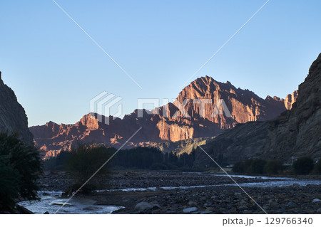 Sunrise at the Tianshan Mysterious Grand Canyon, Xinjiang, China 129766340
