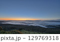 雲海と朝日 129769318