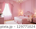 ピンクでおしゃれな部屋 129771024