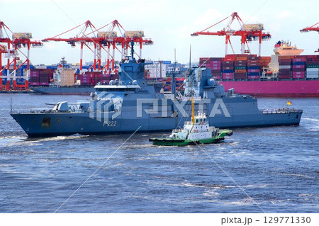 自由で開かれたインド太平洋を護る為に来日… ドイツ海軍フリゲート艦『バーデン=ヴュルテンベルク』 自由で開かれたインド太平洋を護る為に来日… ドイツ海軍フリゲート艦『バーデン=ヴュルテンベルク』 129771330
