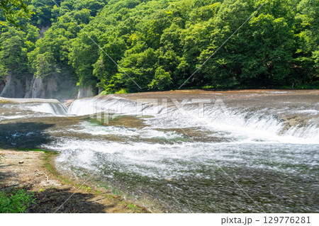 《群馬県》夏の吹割の滝 129776281