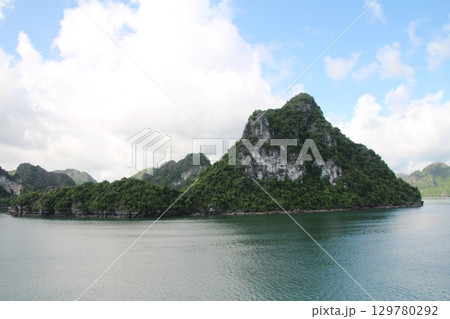 sea and mountains in vietnam 129780292