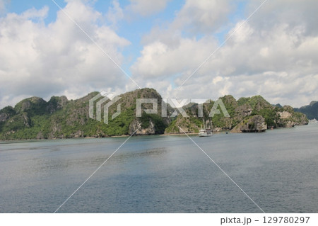 sea and mountains in vietnam 129780297
