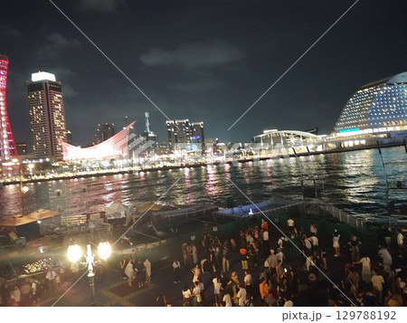 神戸ハーバーランドの夜景 129788192