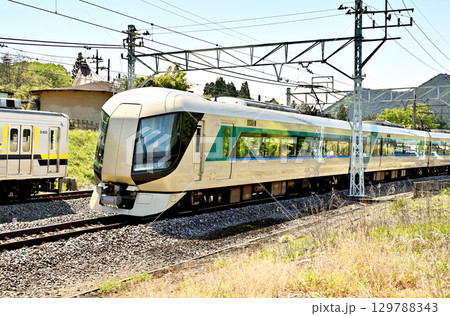 鉄道 私鉄:東武日光線 特急リバティきぬ109号500系 鉄道 私鉄:東武日光線 特急リバティきぬ109号500系 129788343