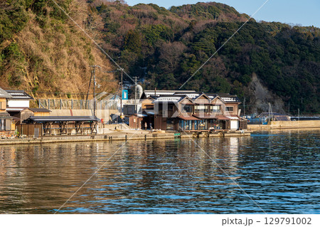 伊根湾の舟屋群に佇む「Ine Cafe」 伊根湾の舟屋群に佇む「Ine Cafe」 129791002