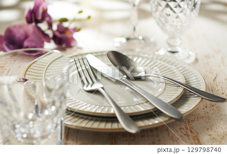 テーブルセッティング(イメージ) テーブルセッティング(イメージ) 129798740