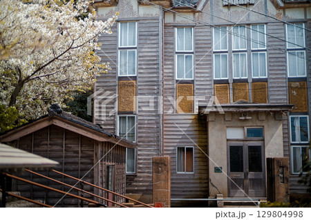 佐渡ヶ島の街並み 129804998