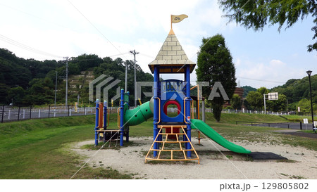 瑞浪市公園の遊具 129805802