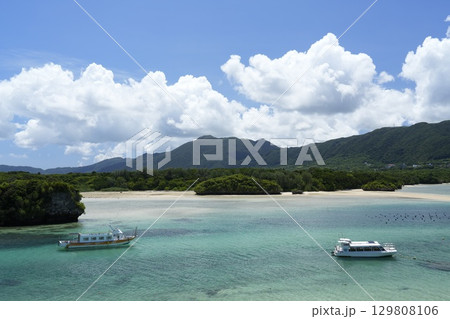 【沖縄県石垣島】川平湾 【沖縄県石垣島】川平湾 129808106