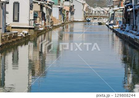 昔ながらのレトロな風景の漁師町舞鶴市吉原地区を撮影 昔ながらのレトロな風景の漁師町舞鶴市吉原地区を撮影 129808244