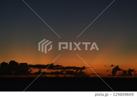 【沖縄県石垣島】平久保崎からの夕景 【沖縄県石垣島】平久保崎からの夕景 129809609