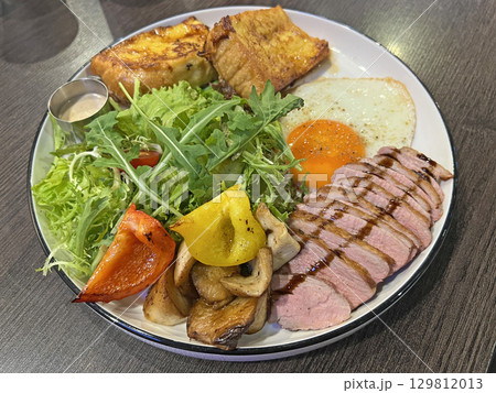 定食 栄養 栄養補給 129812013